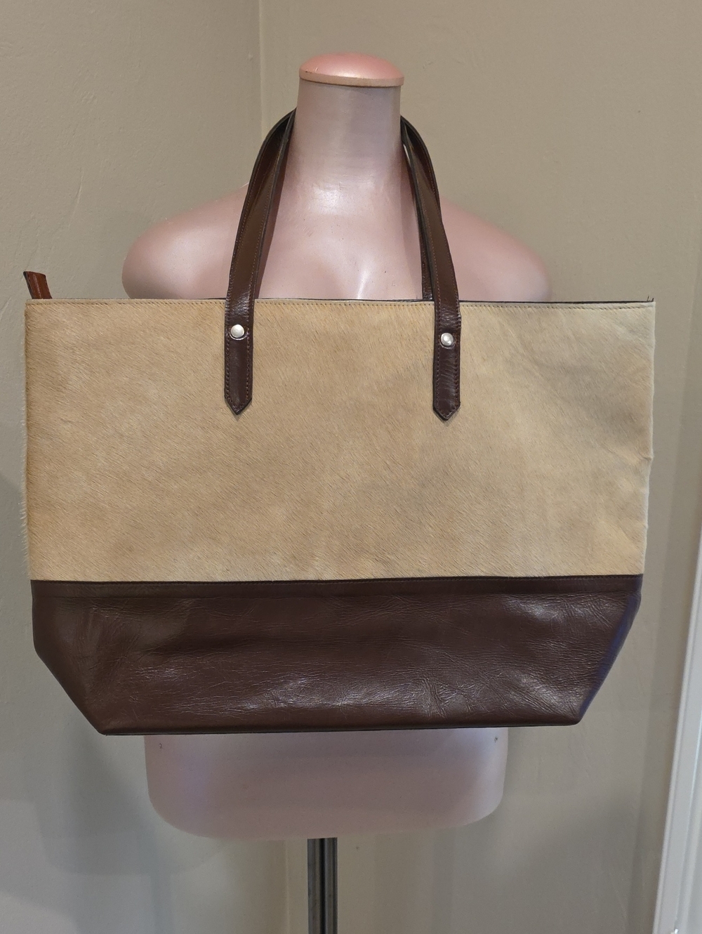 Two-Tone Cream Pony Hair and Leather and Tote Bag - Women's Carryall